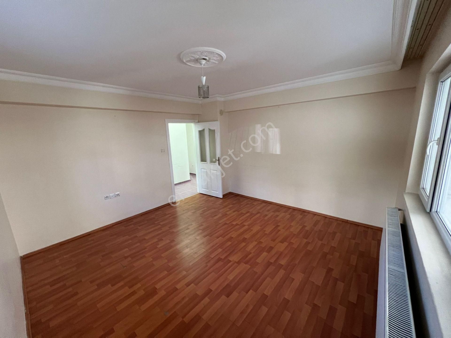 Battalgazi Mah. Merkezi Konumlu, Yapılı 3+1 Satılık Daire !! - Görsel 3