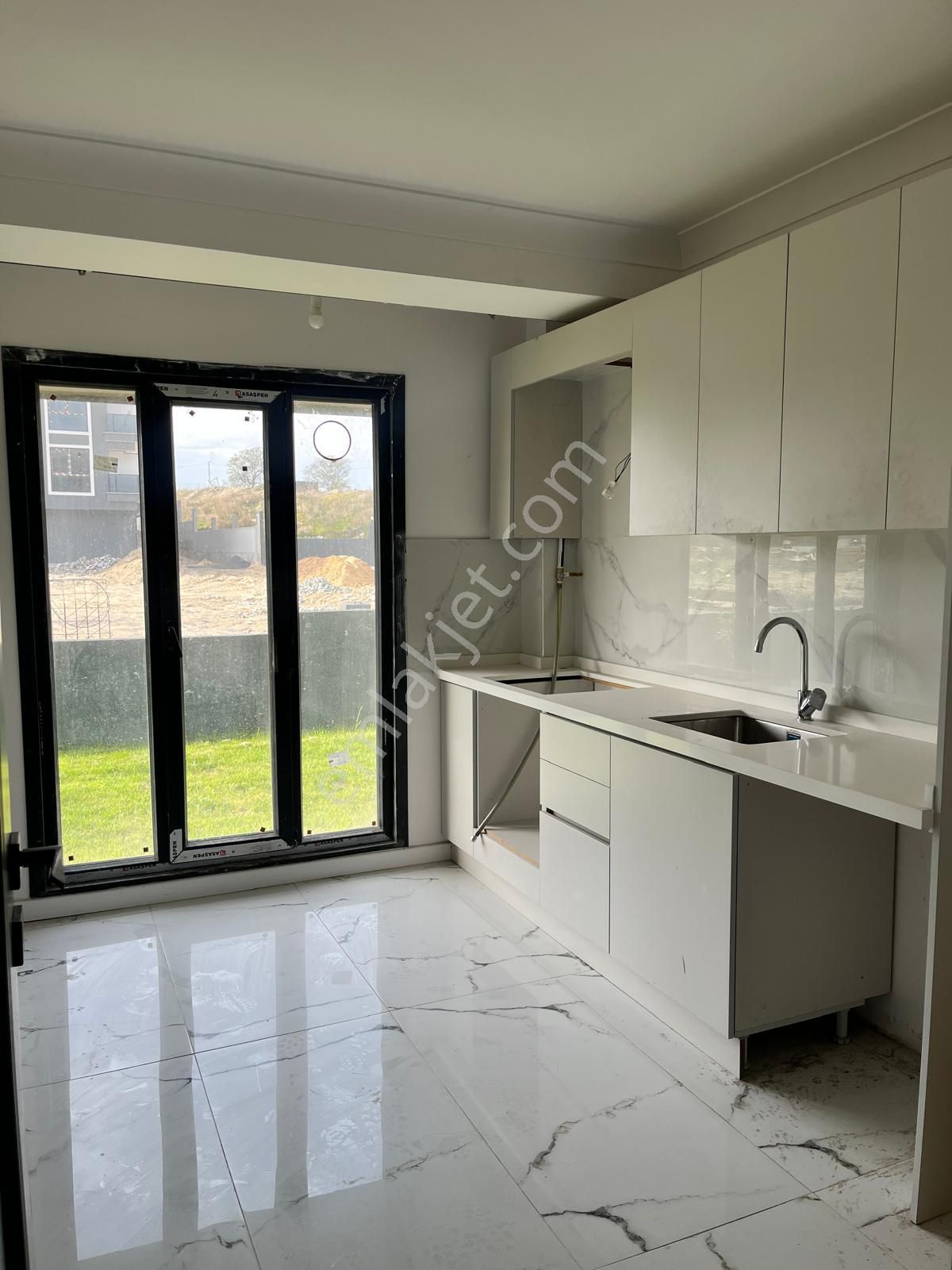 Sıfır Kullanıma Hazır 2+1 93m2 Rumeli Mah - Görsel 6