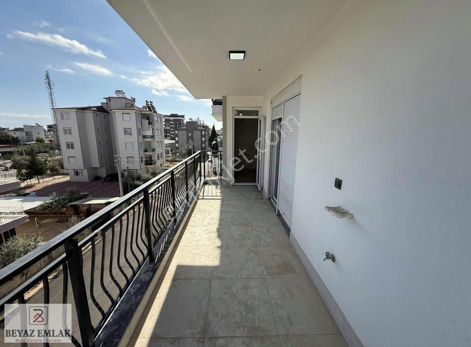 " Tramvaya Adım Mesafede " 3+1 135m2 Çift Balkon Asansörlü Sıfır - Görsel 30