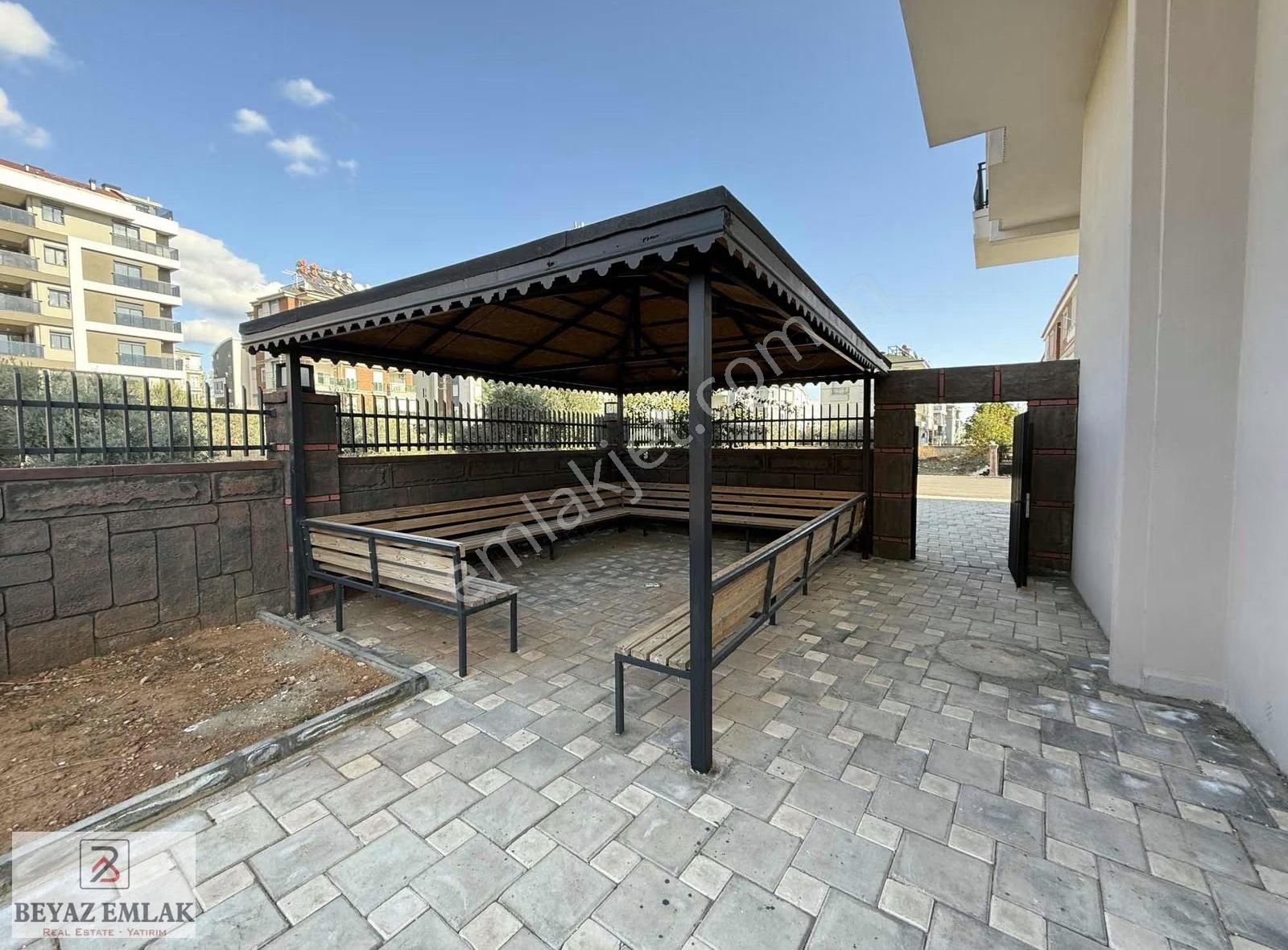 " Tramvaya Adım Mesafede " 3+1 135m2 Çift Balkon Asansörlü Sıfır - Görsel 16