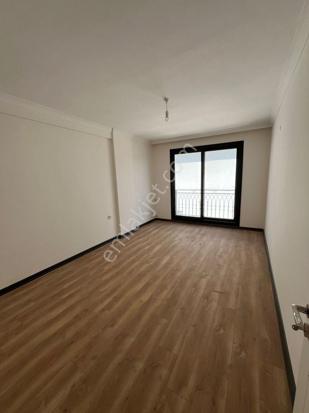 Hisar Mahallesinde 3+1 Havuzlu Villa - Görsel 12