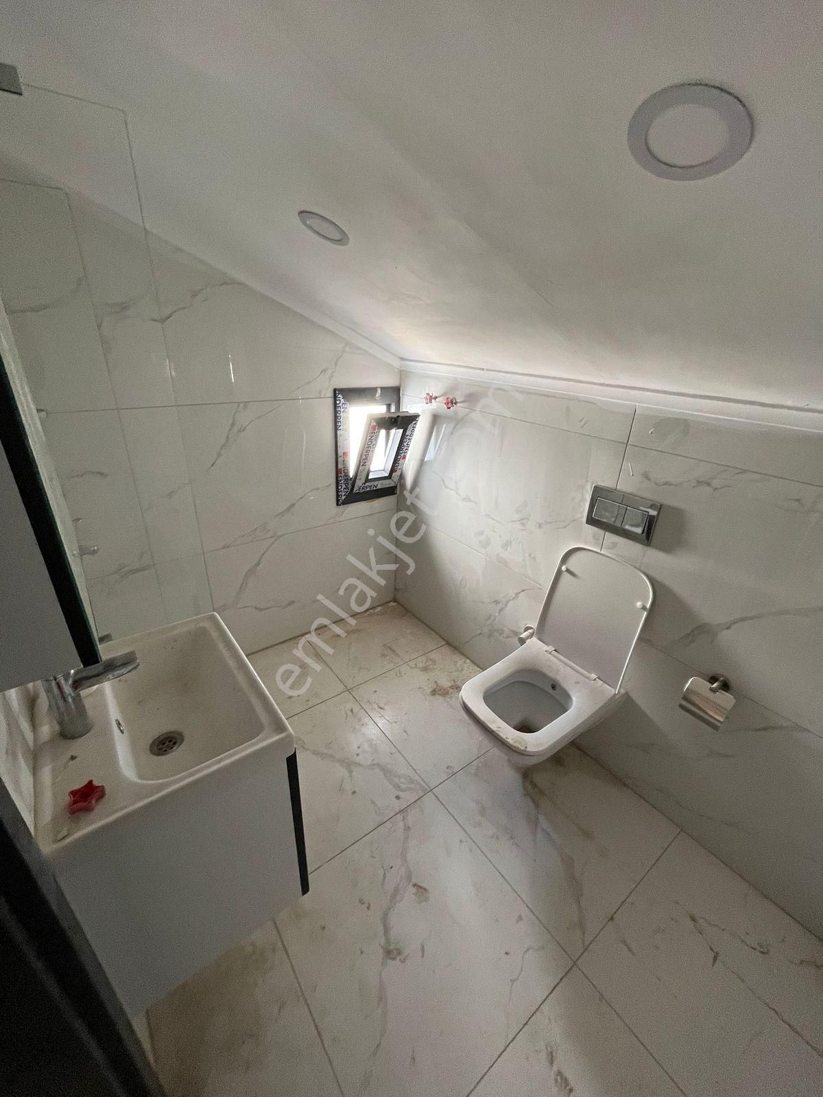 Hisar Mahallesinde 3+1 Havuzlu Villa - Görsel 16