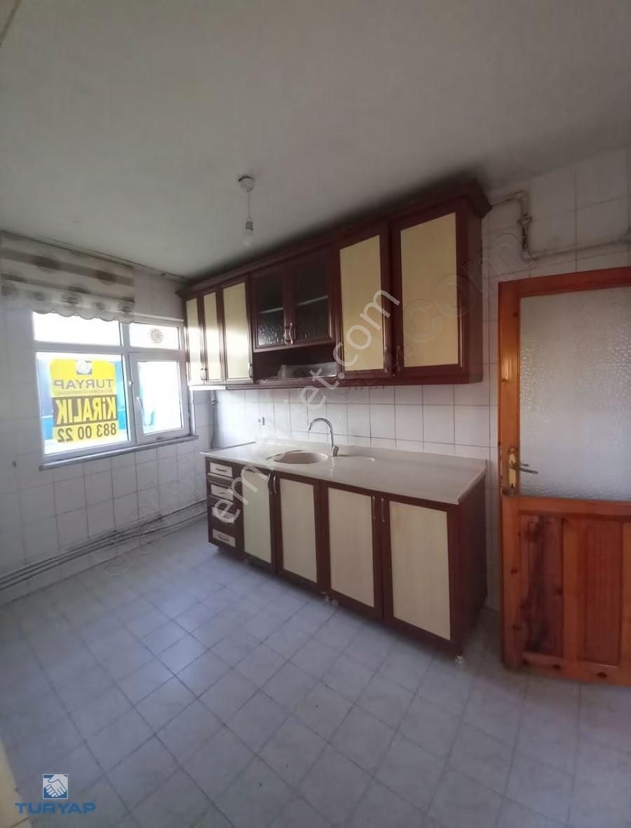 19 Mayıs Mahallesinde 5+2 Kiralık Dublex - Görsel 5