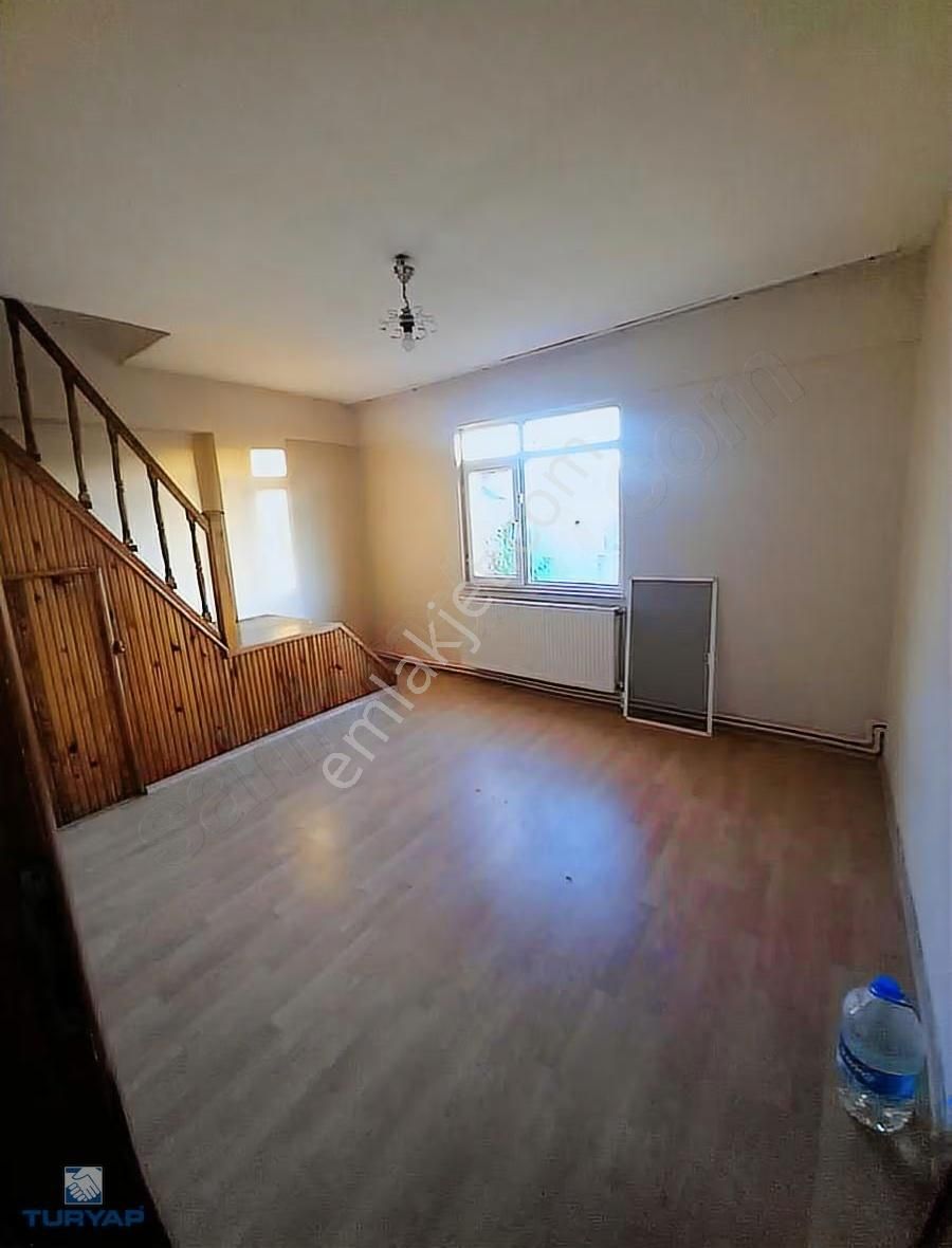 19 Mayıs Mahallesinde 5+2 Kiralık Dublex - Görsel 12