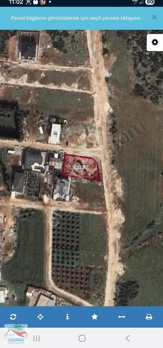 Altınkale'de Satılık 924 M2 Köşe Arsa