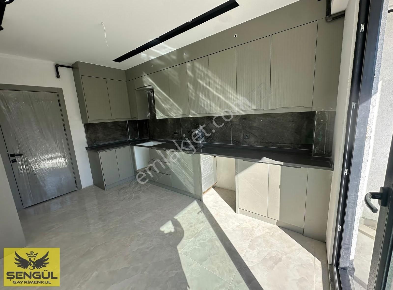 Şemikler Mahallesinde Satılık 3+1 145m2 Satılık Lüks Daire - Görsel 10