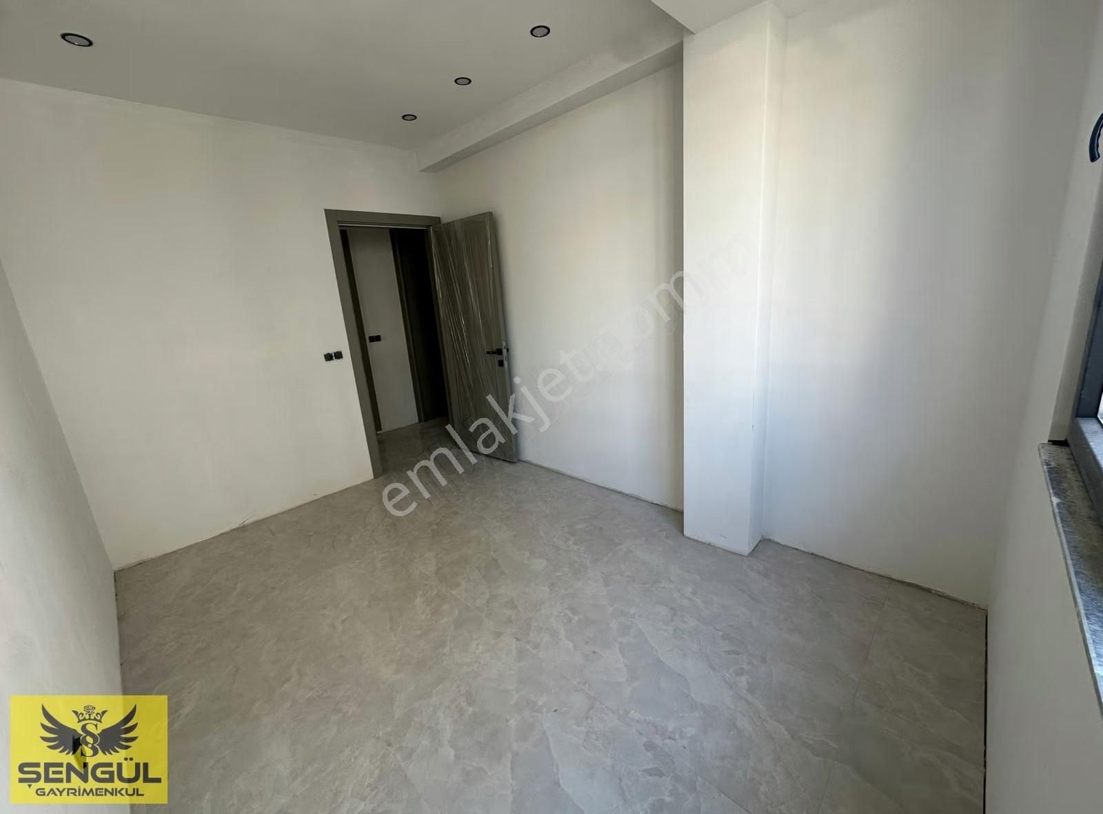Şemikler Mahallesinde Satılık 3+1 145m2 Satılık Lüks Daire - Görsel 17