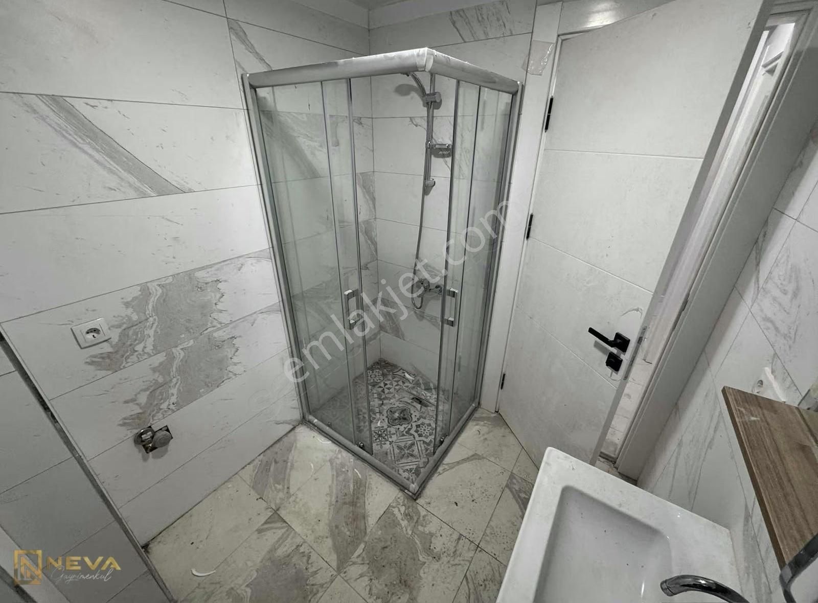 Erenler Hacıoğlu Mah. Satılık 2+1 95 M2 ,müstakil Bahçeli Daire. - Görsel 9