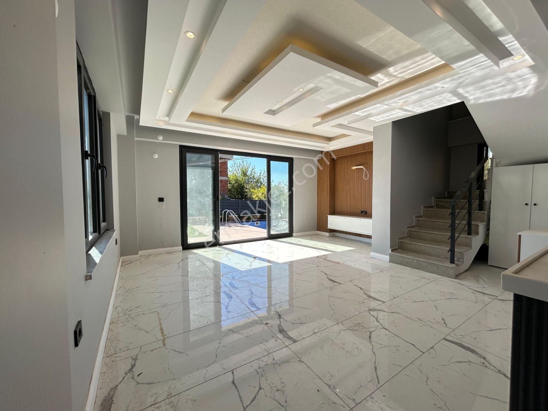 Yüksel'den Satılık Şok Fırsat Arsa İçirisinde Müstakil Havuzlu 3+1 Villa - Görsel 26