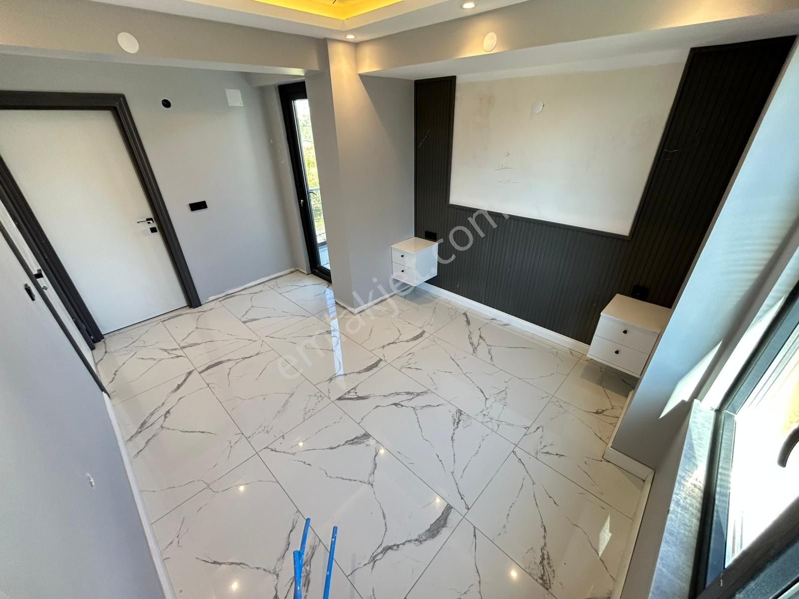 Yüksel'den Satılık Şok Fırsat Arsa İçirisinde Müstakil Havuzlu 3+1 Villa - Görsel 9