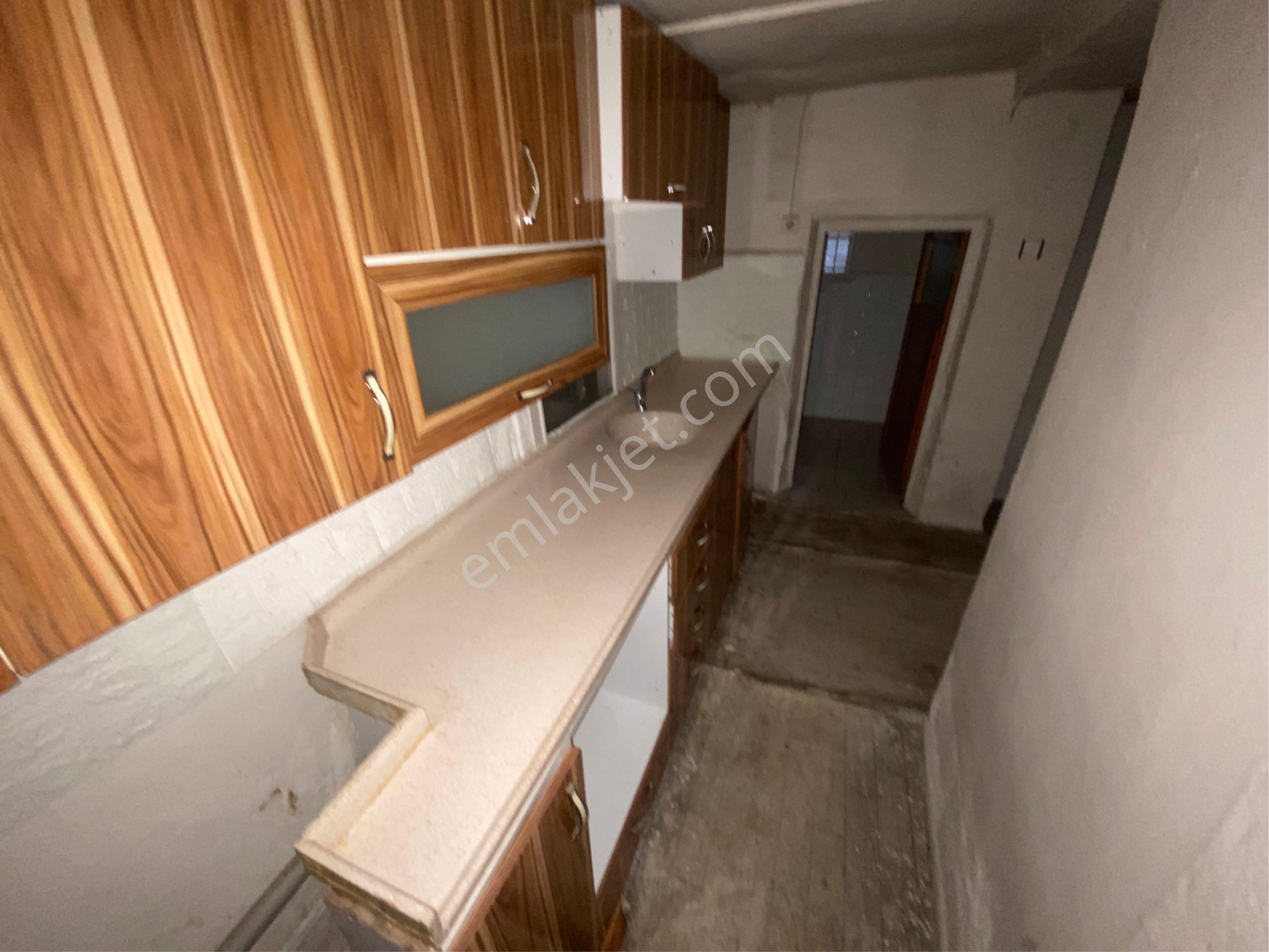 Murat Mahallesinde Bahçeli Müstakil Ev Fırsatı!!! - Görsel 12