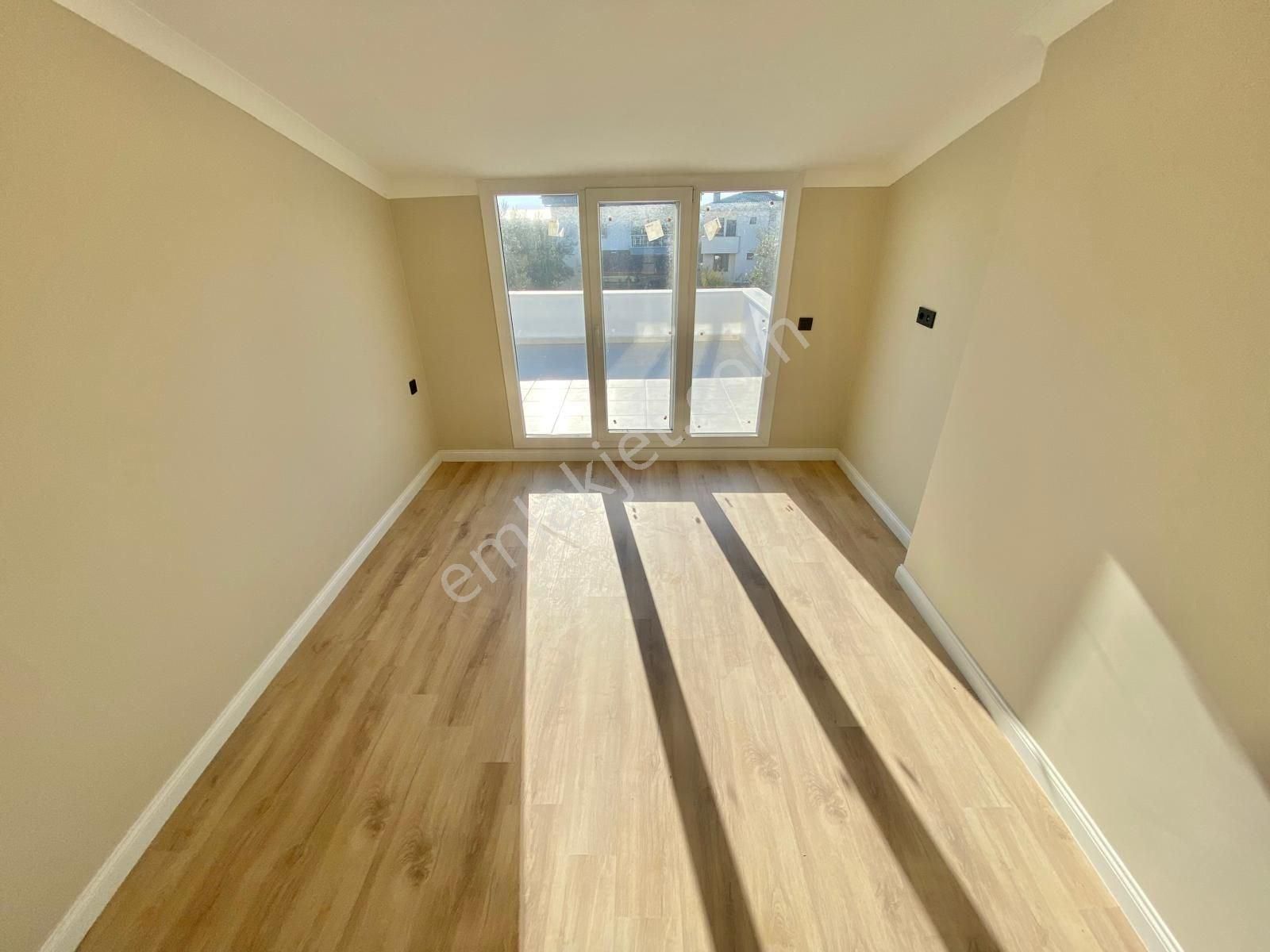 Yükselden Müstakil Deniz Manzaralı 420 M2 Arsa İçinde Villa - Görsel 16