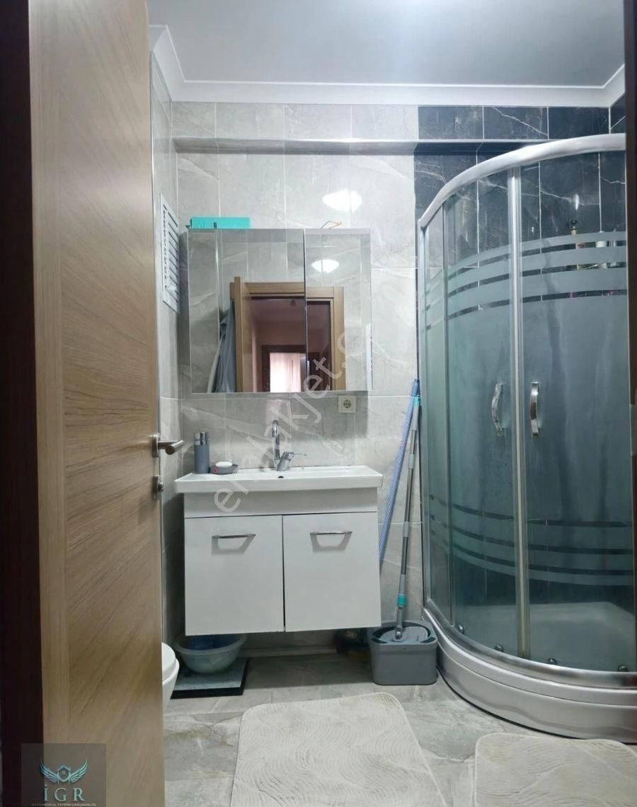 İgr Gayrimenkul Üsküdar Merkezde Satılık Daire Arakat 2+1 - Görsel 21