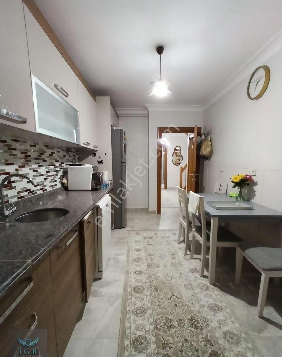 İgr Gayrimenkul Üsküdar Dubleks 3+1 Ful Manzaralı - Görsel 8