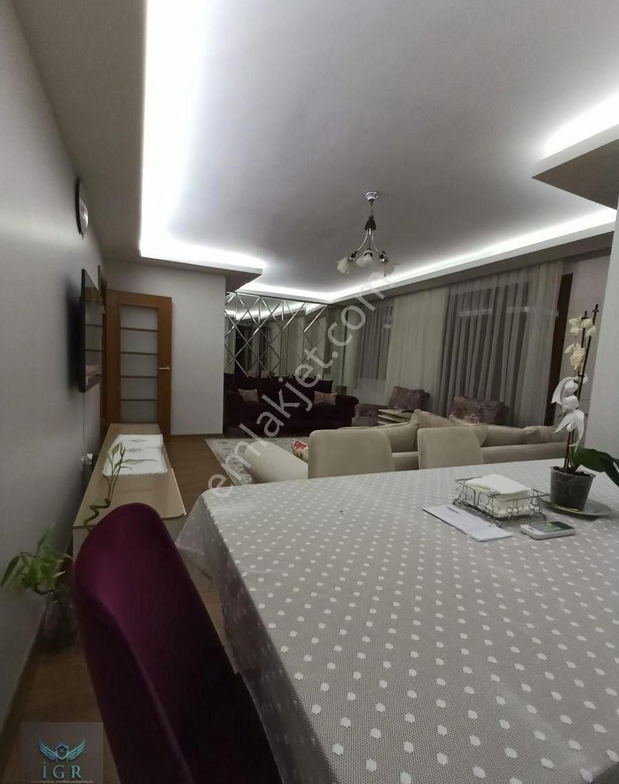 İgr Gayrimenkul Üsküdar Dubleks 3+1 Ful Manzaralı - Görsel 24