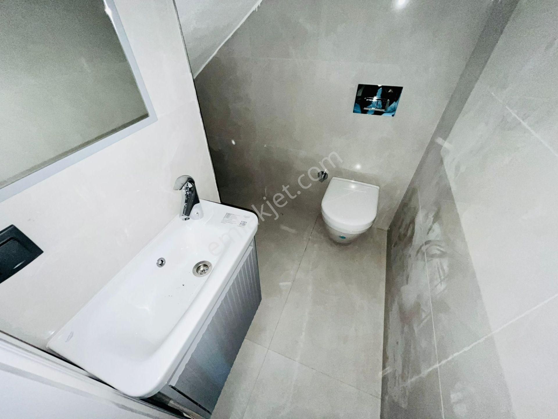 Yükselden Satılık Körfez Manzarasına Doyamayacağınız Tam Bağımsız Villa - Görsel 25