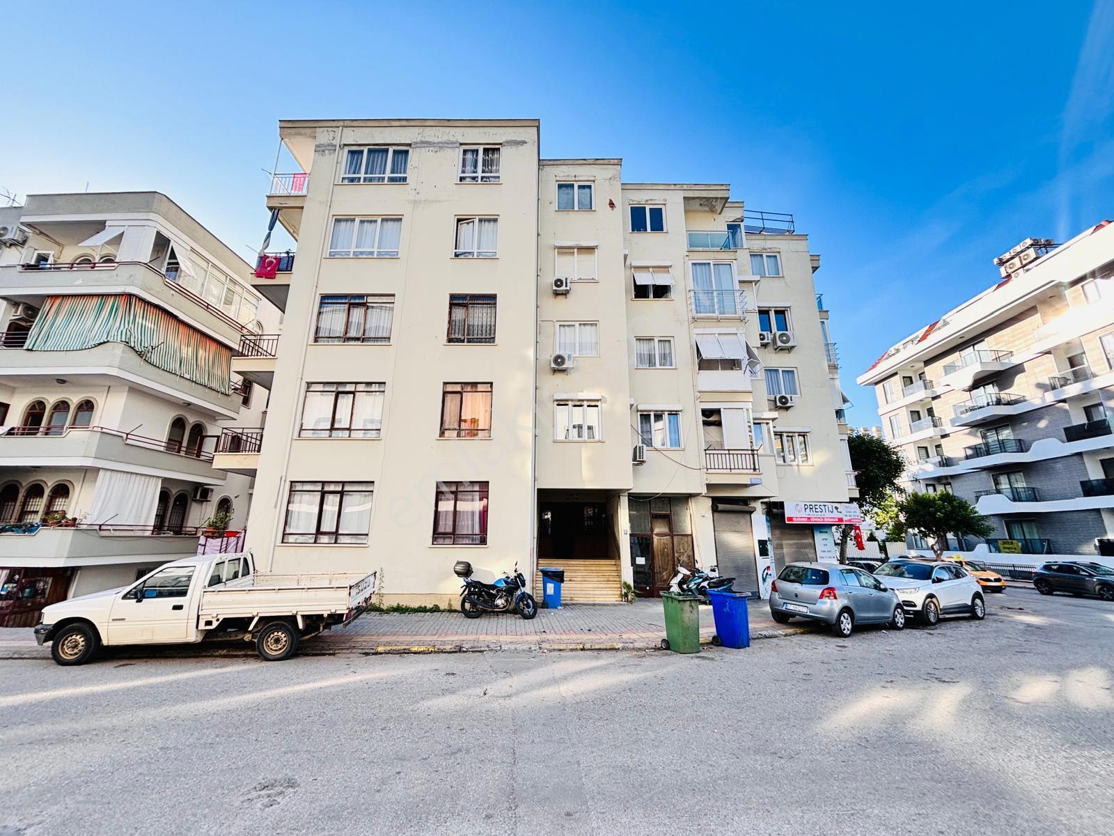 Alanya Merkez – Güller Pınarında Tadilatlı 2+1 Bahçe Katı Daire - Görsel 2