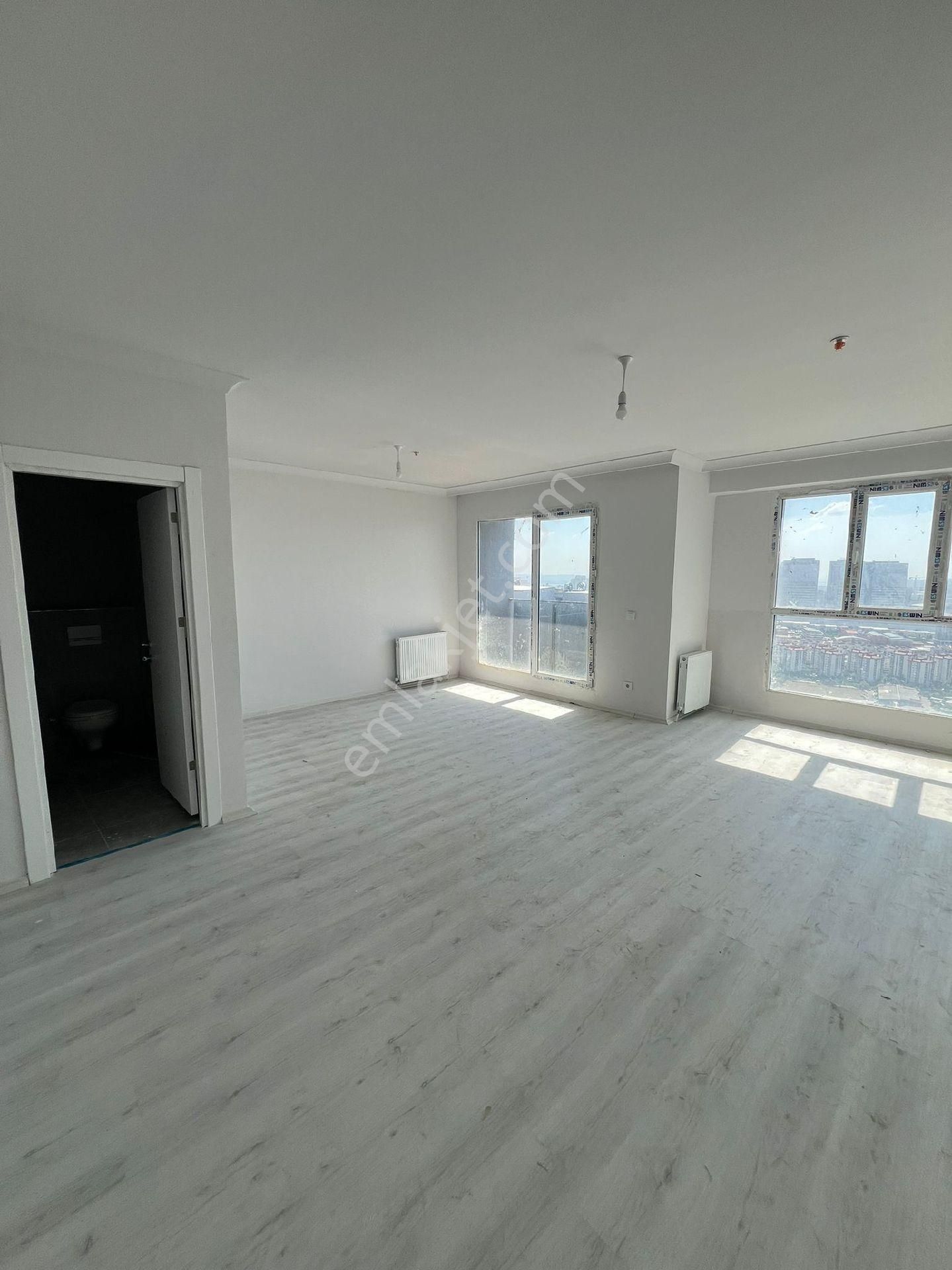 Bahçeşehir Hayatpark 2 Sitesi Sifir Boş Satılık Dublex Daire - Görsel 3
