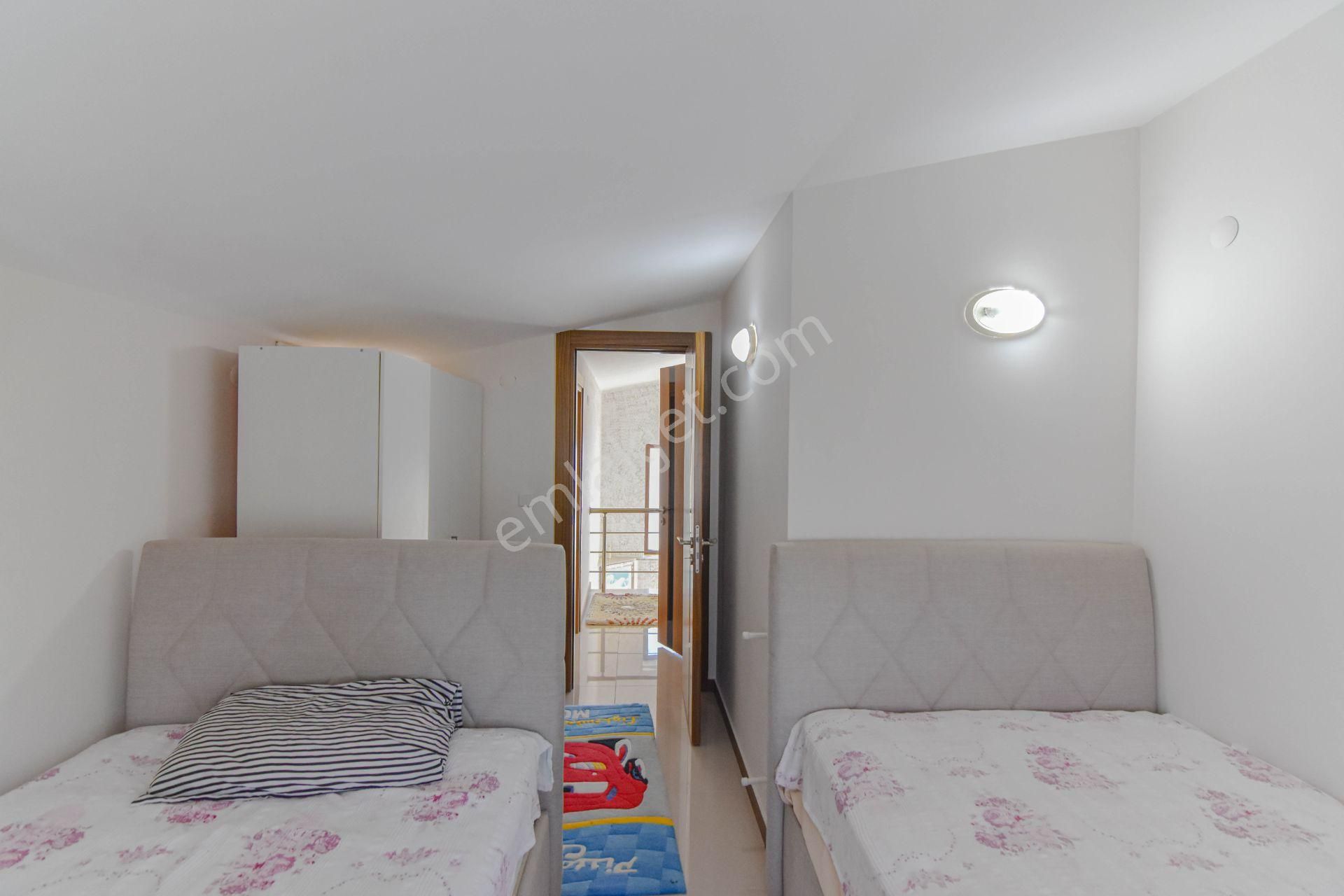 Kuşadası Soğucak'ta Havuzlu Site İçinde 5+1 Villa - Görsel 32