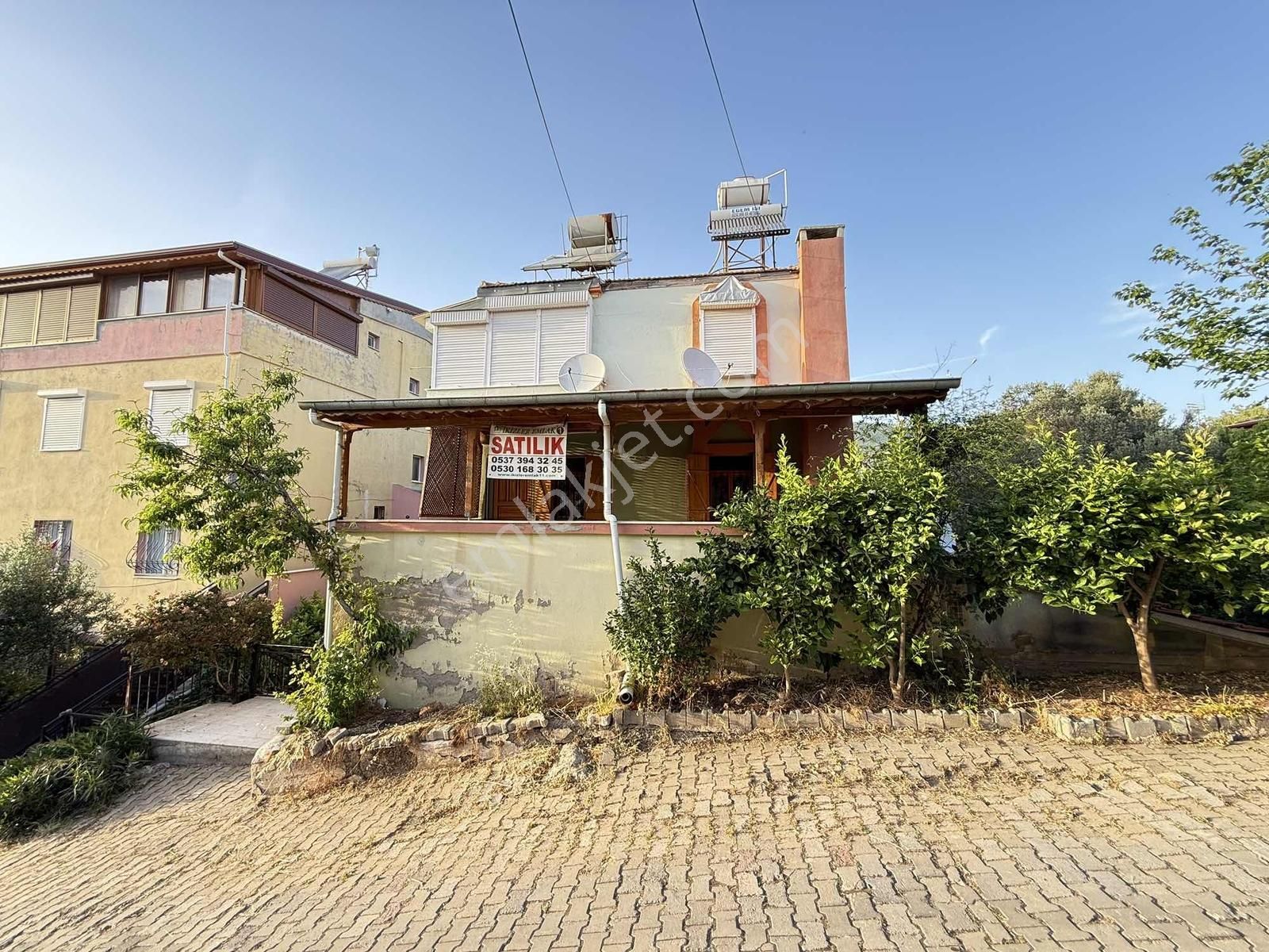 Seferihisar Ürkmez'de Deniz Tarafında Satılık 1+1. 85 M2 Daire - Görsel 20