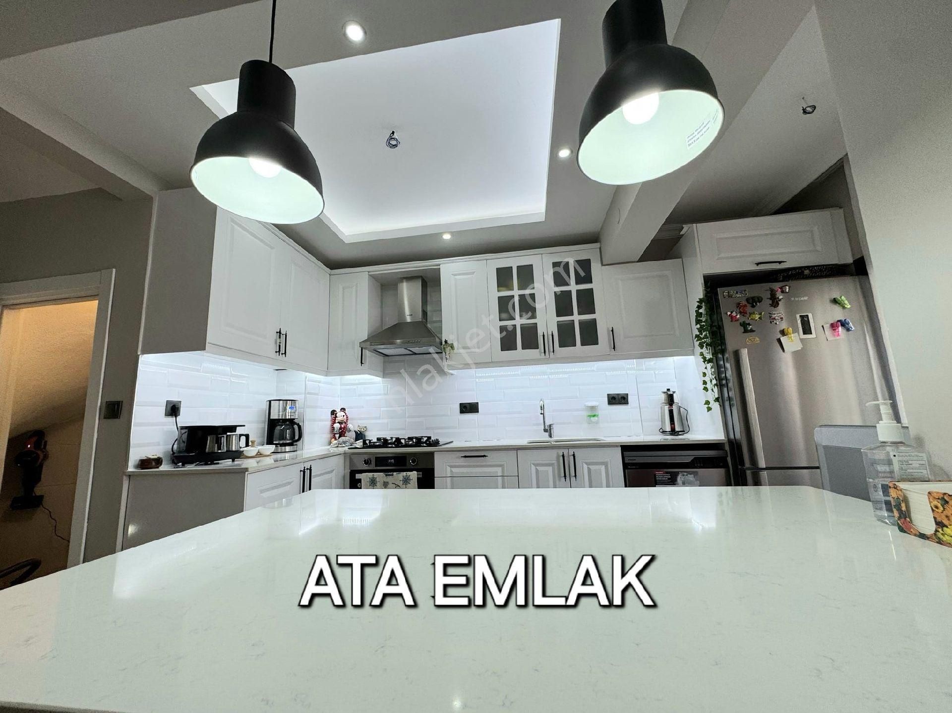 Kuşadasında Tek Müstakil Plaja Yakın Havuzlu Sitede 4+1 Eşyalı Yazlık - Görsel 18