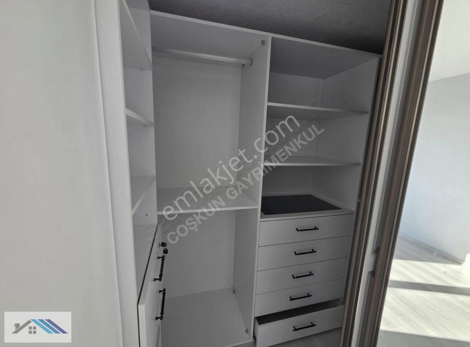 Pendik Velibababa Ankara Cadddesine 2. Bina Kiralık Dublex - Görsel 24