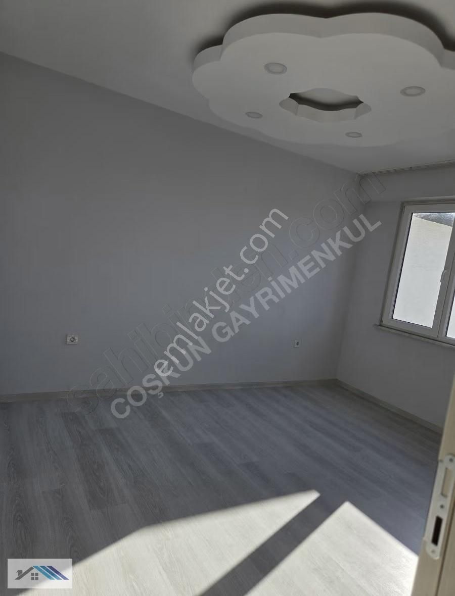 Pendik Velibababa Ankara Cadddesine 2. Bina Kiralık Dublex - Görsel 14
