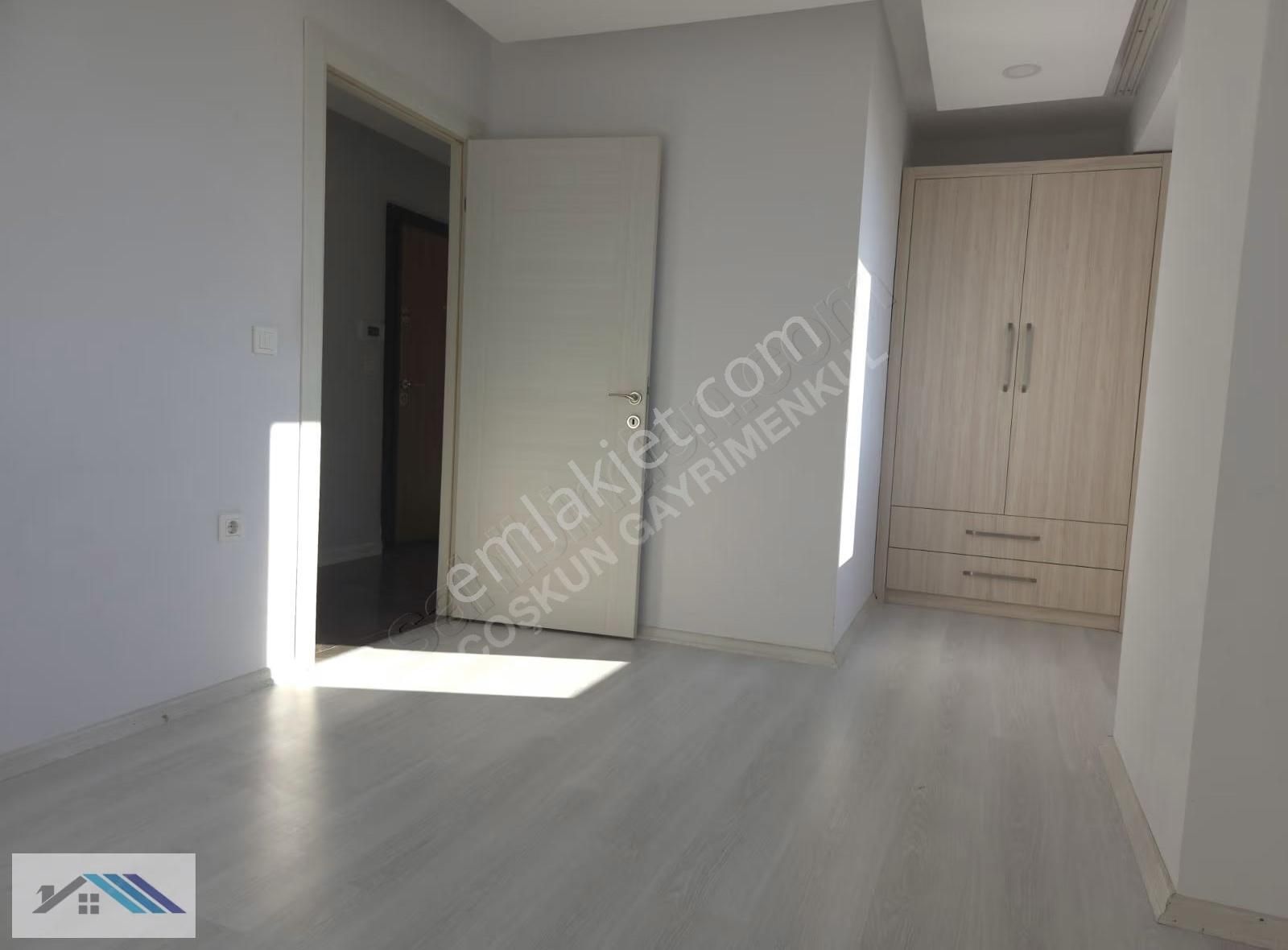 Pendik Velibababa Ankara Cadddesine 2. Bina Kiralık Dublex - Görsel 16