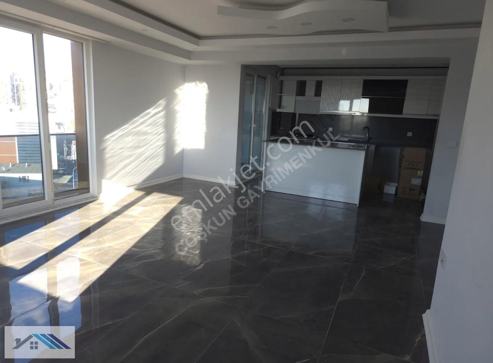 Pendik Velibababa Ankara Cadddesine 2. Bina Kiralık Dublex - Görsel 8