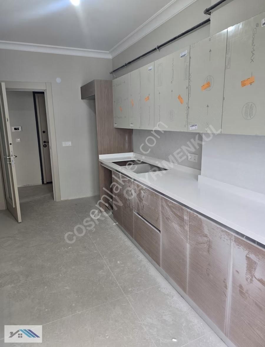 Pendik Sahil Kiralık 3+1 Tüm Camlar Oto Panjurlu Klimalı - Görsel 4