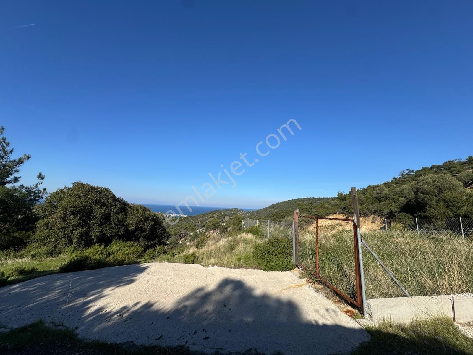Turyap Foça'dan Sazlıca'da Panoramik Deniz Manzaralı Arsa - Görsel 2