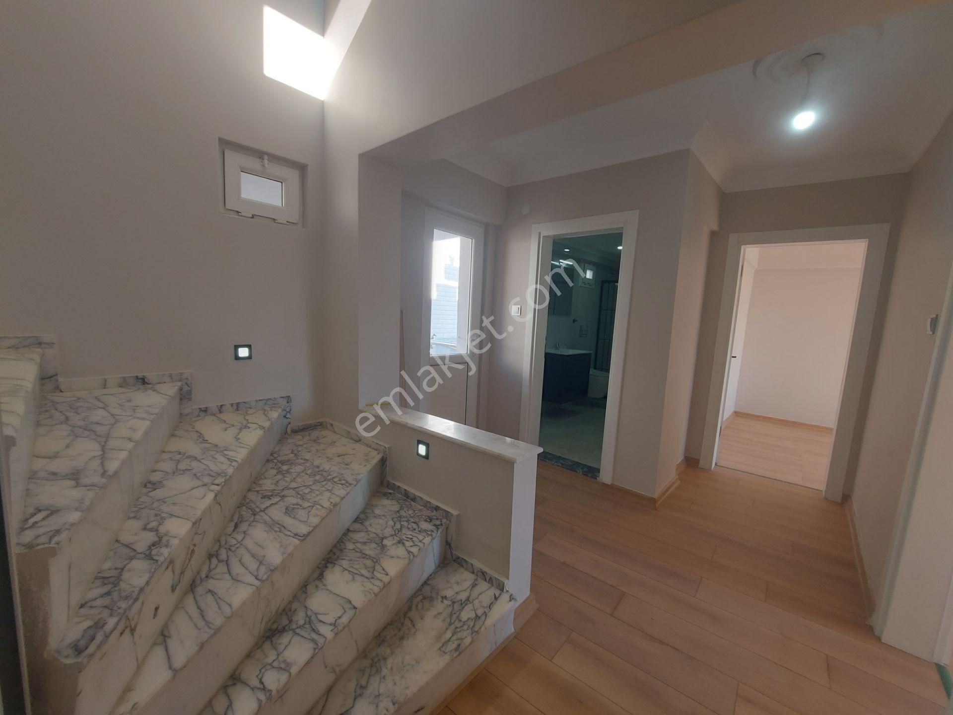 Çamlıkda Denize 1,5 Km Mesafede 5+1 Müstakil Havuzlu Tripleks - Görsel 9