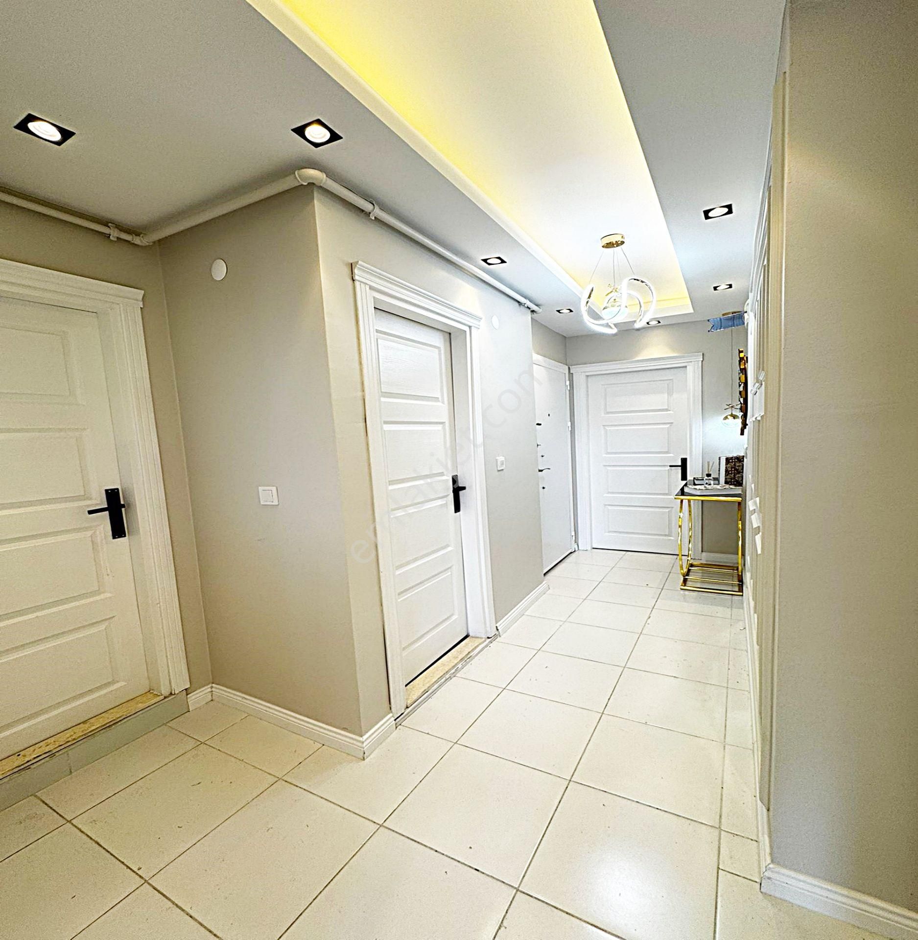 Talatpaşa Mah Ana Cadde Ulaşıma Metrobüse Yakın2+1 Satılık Daire - Görsel 10