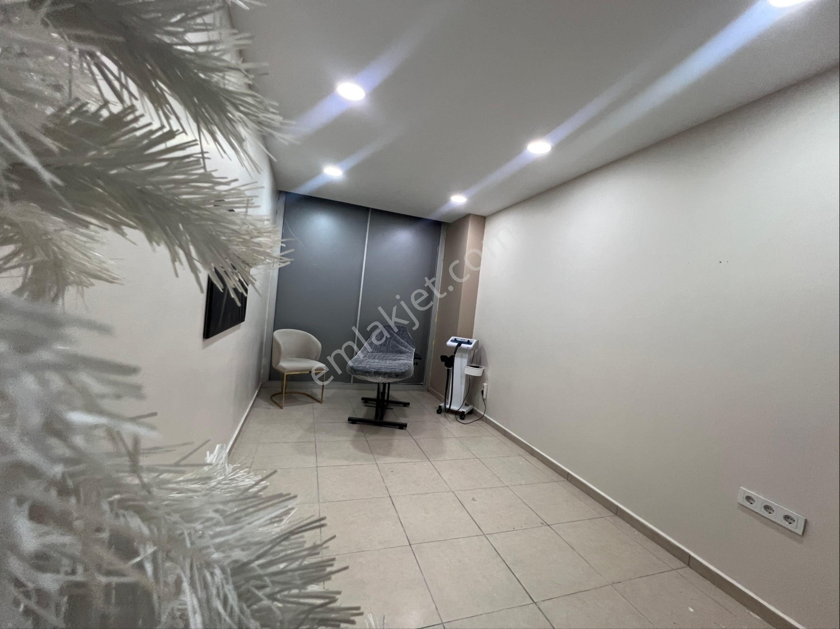 Murat Emlaktan İş Fırsattı Yüksek Cirolu Hazır Kurulu Güzellik Salonu Devren Satılıktır - Görsel 32