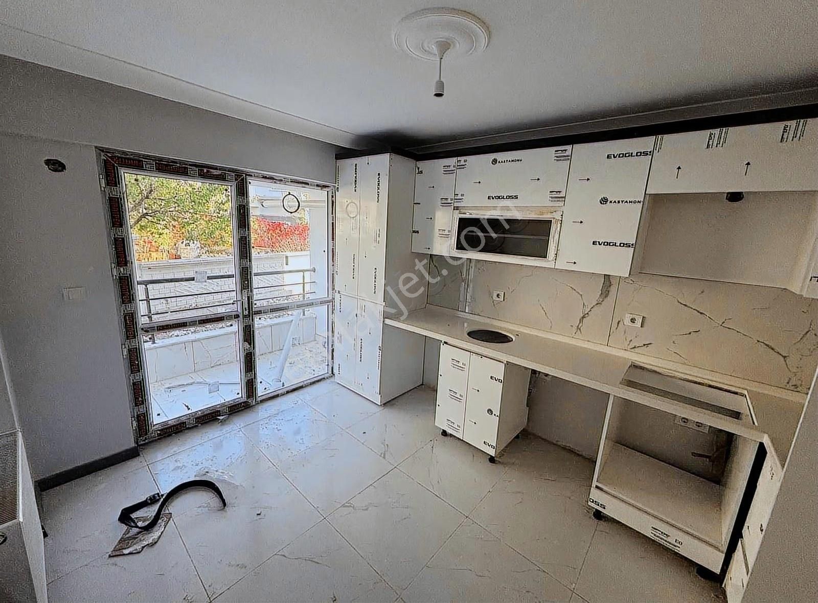 Net Gayrimenkul'den Mehmet Akif Mah. 2+1 Satılık Daire - Görsel 3