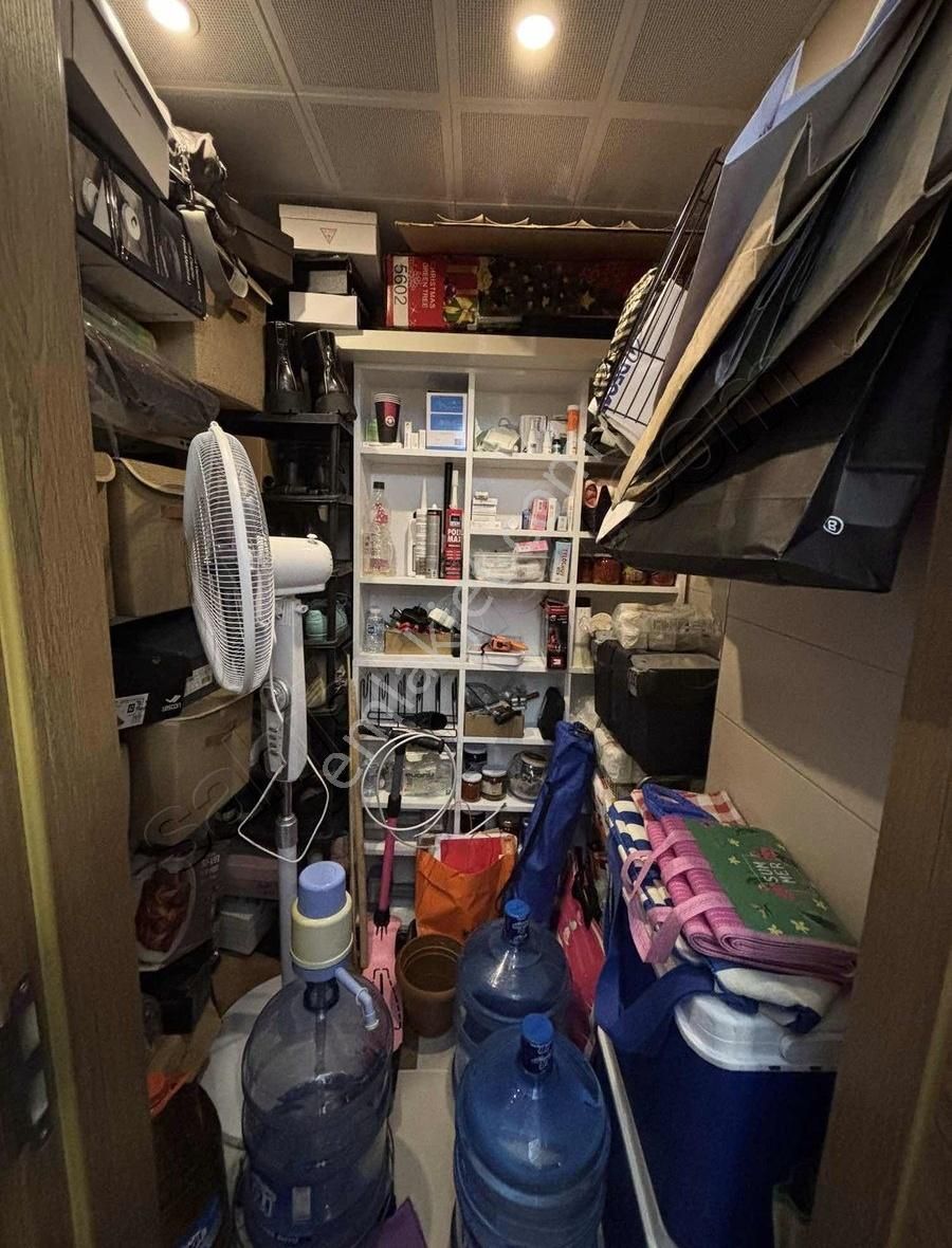 Net Gayrimenkul 'mezaim Kiraz Bölgesinde 4+1 Satılık Daire