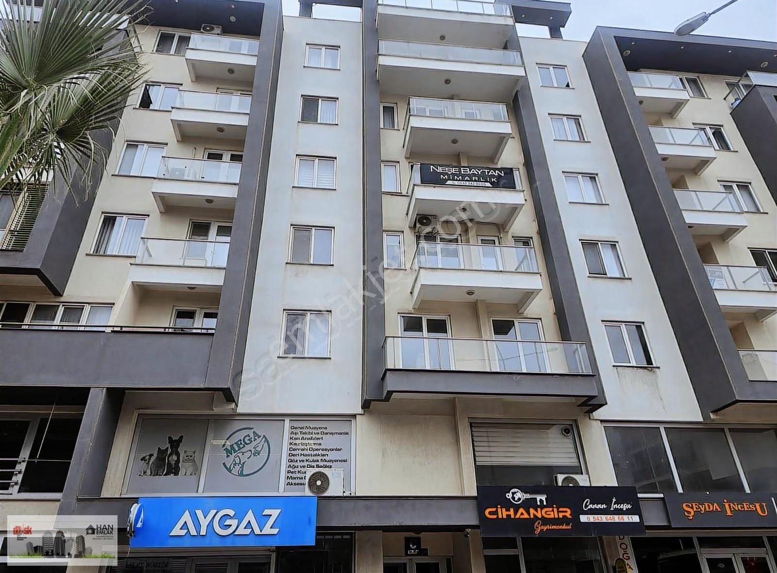 Kiralık 1+1 Parion Otel Yanı Kale Bayer Evlerinde 18500 Tl