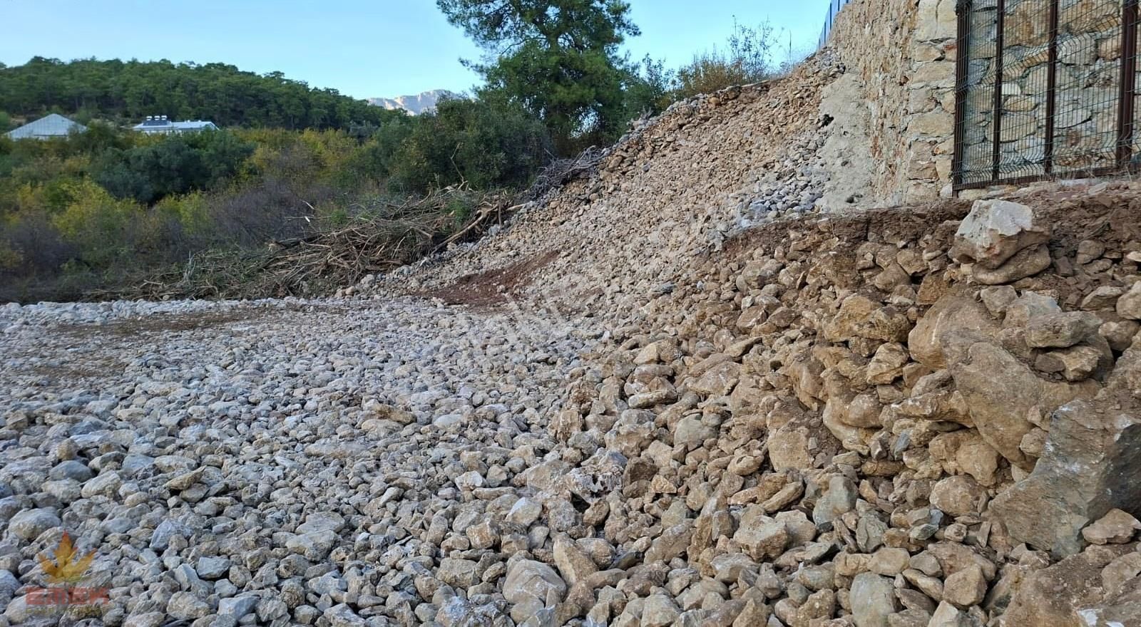 Konyaaltı Akdamlarda Emsalsiz Arazi - Görsel 10