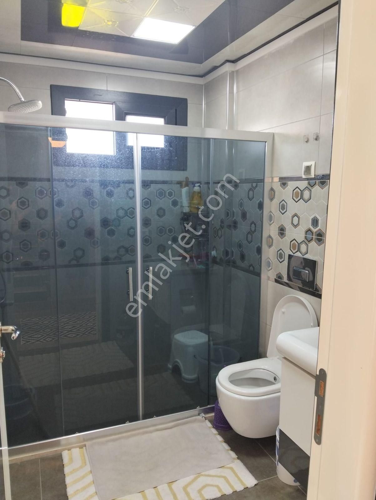 Efelerde Müstakil Havuzlu Eşyalı Satılık 4+1 Tripleks Villa - Görsel 24