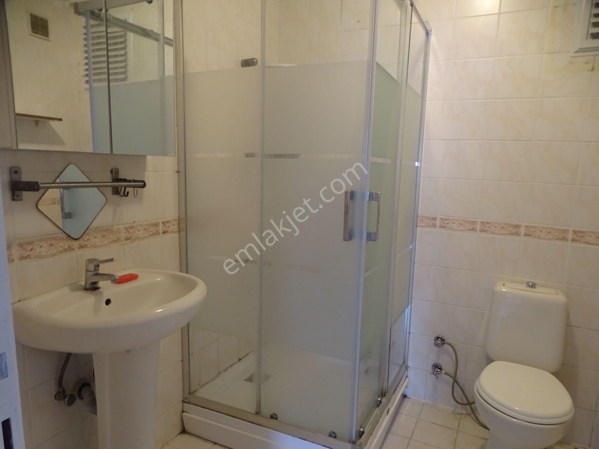 Sarıyer İstinye Boğaziçi Sitesinde Kiralık 3+1 Kombili - Görsel 6