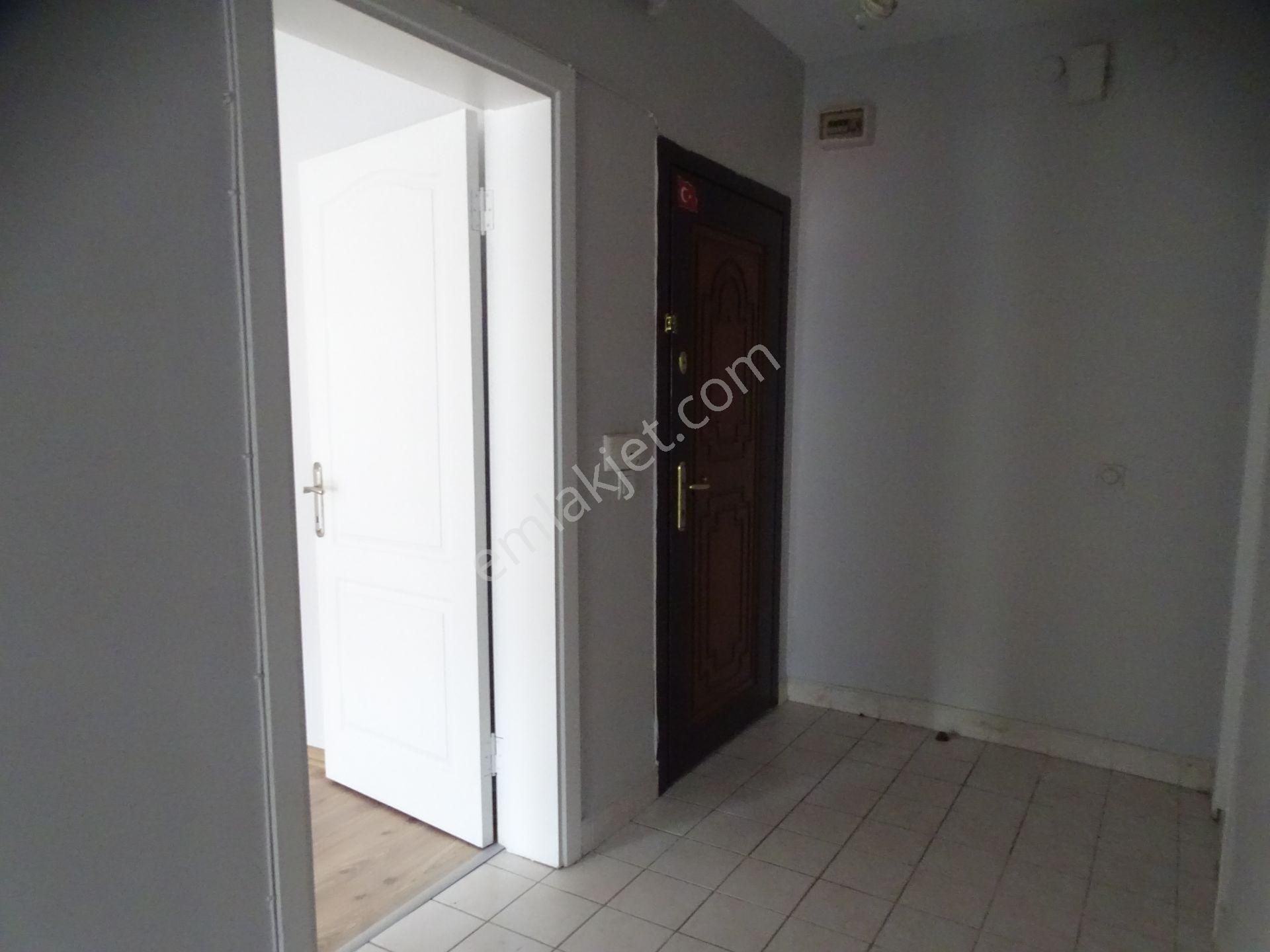 Sarıyer İstinye Boğaziçi Sitesinde Kiralık 3+1 Kombili - Görsel 17