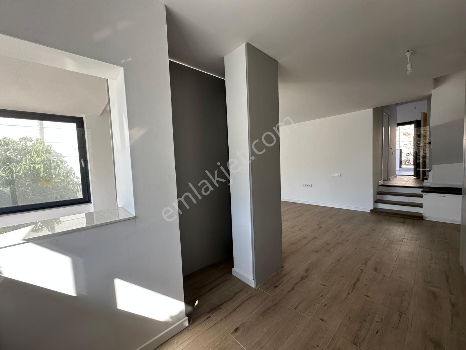 Turgutreis Karabağ'da Satılık Deniz Manzaralı Villa - Görsel 32