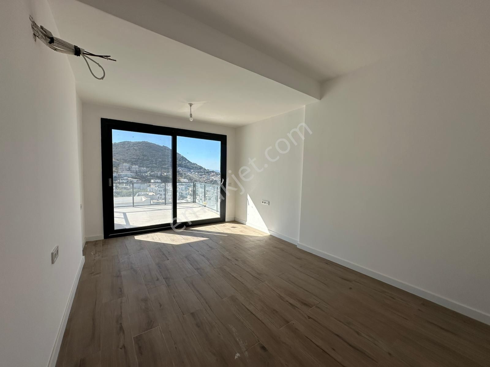 Turgutreis Karabağ'da Satılık Deniz Manzaralı Villa - Görsel 19