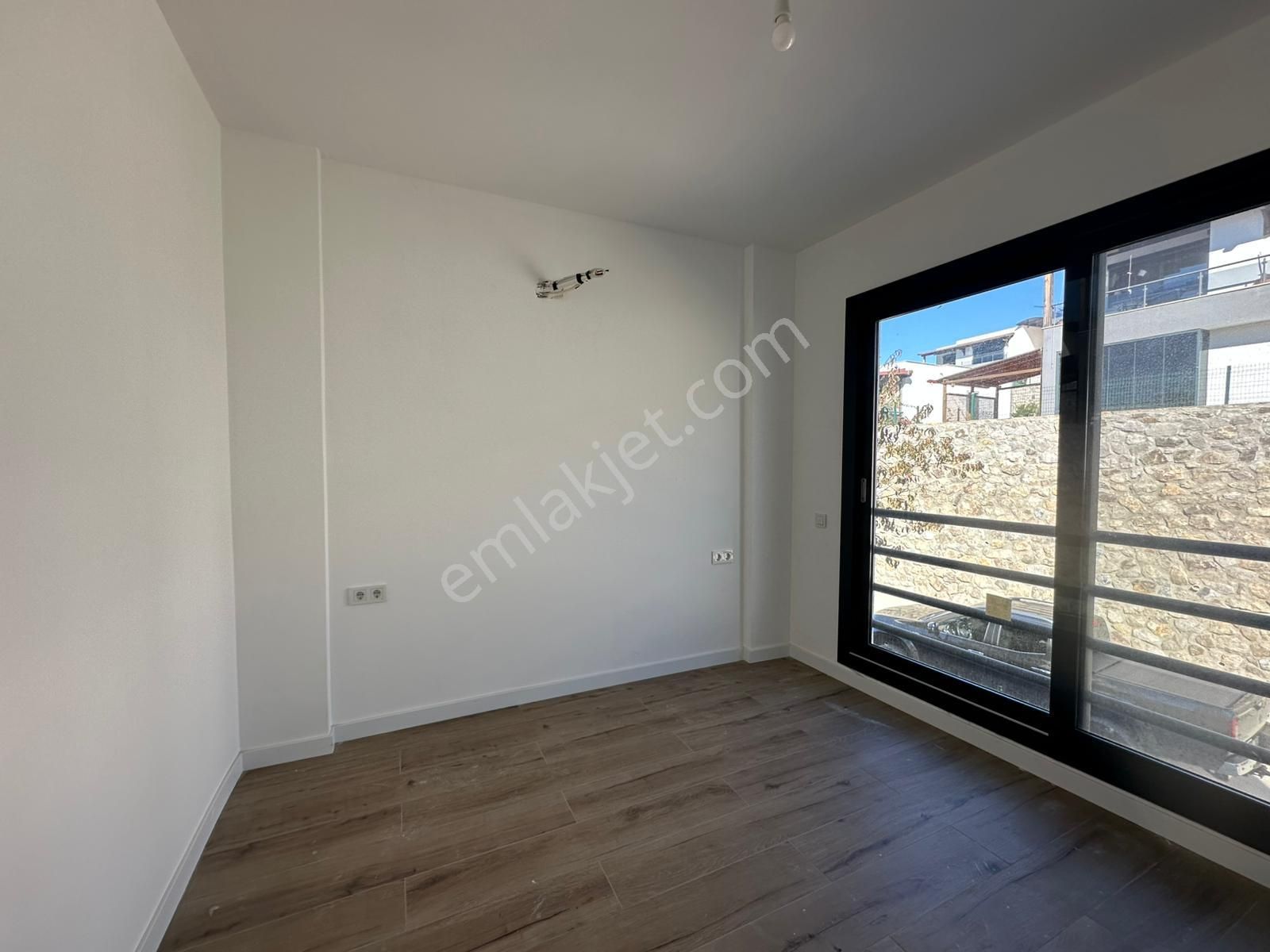 Turgutreis Karabağ'da Satılık Deniz Manzaralı Villa - Görsel 14