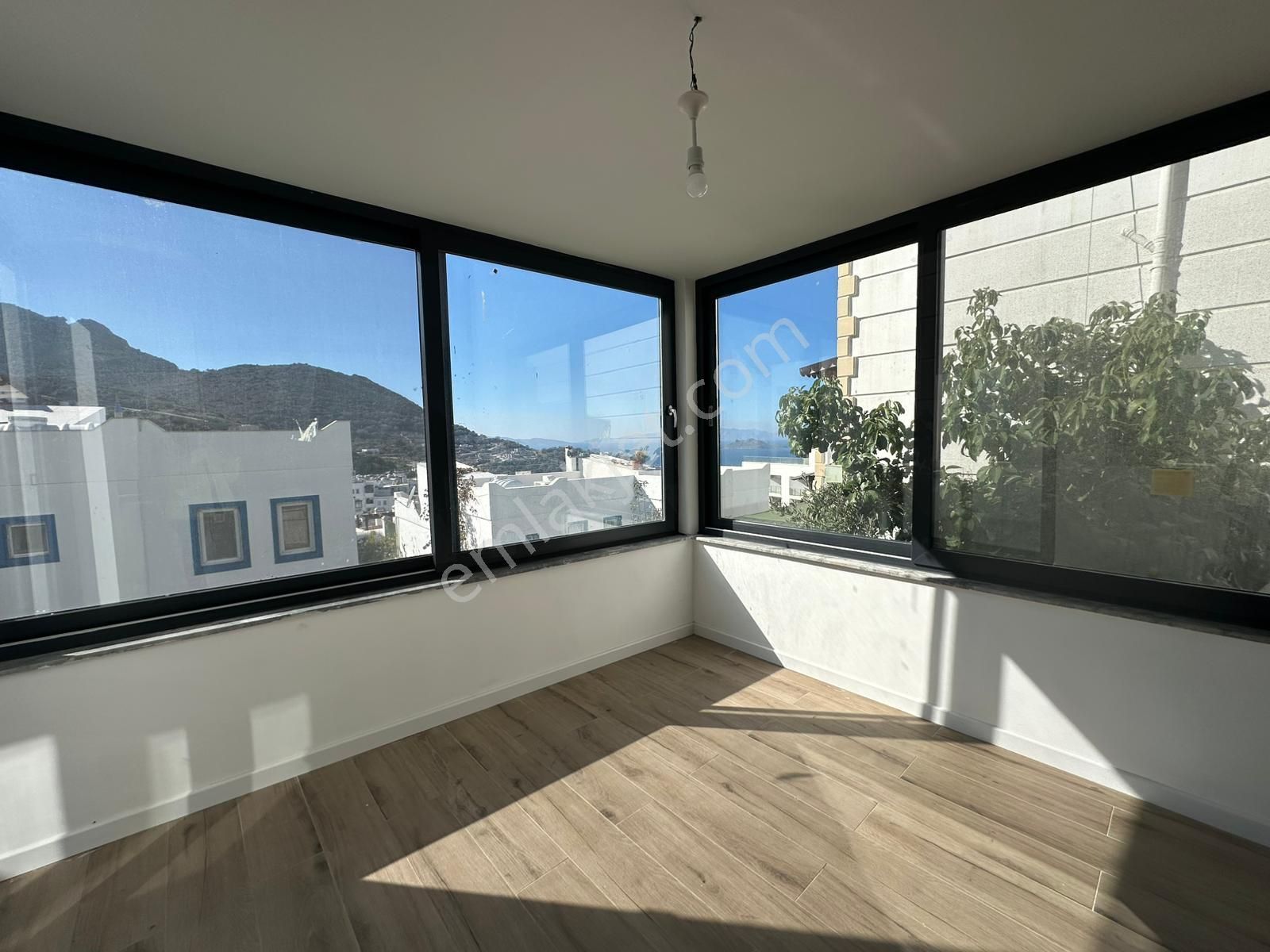 Turgutreis Karabağ'da Satılık Deniz Manzaralı Villa - Görsel 30