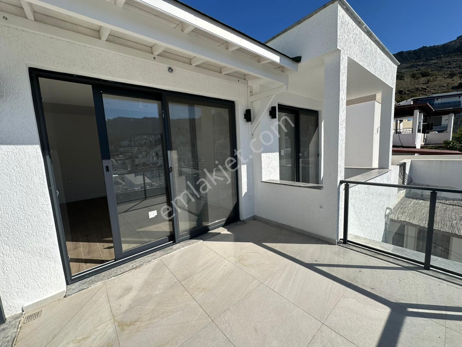 Turgutreis Karabağ'da Satılık Deniz Manzaralı Villa - Görsel 4