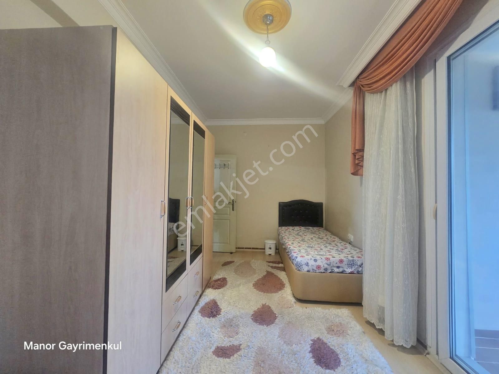 Kuşadası İkiçeşmelik Mah. 1+1 Geniş Bahçe Katı Daire - Görsel 3