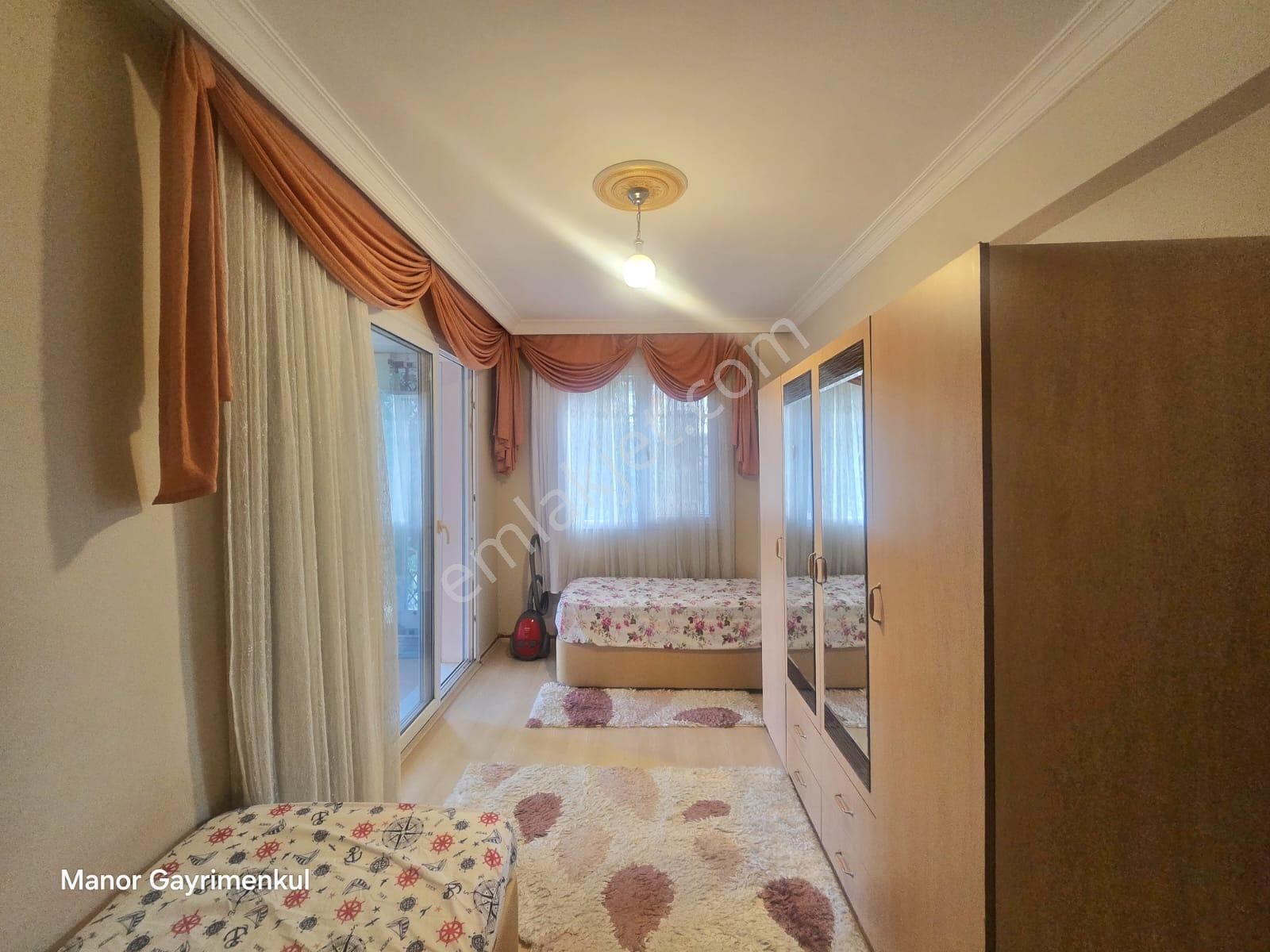 Kuşadası İkiçeşmelik Mah. 1+1 Geniş Bahçe Katı Daire - Görsel 2