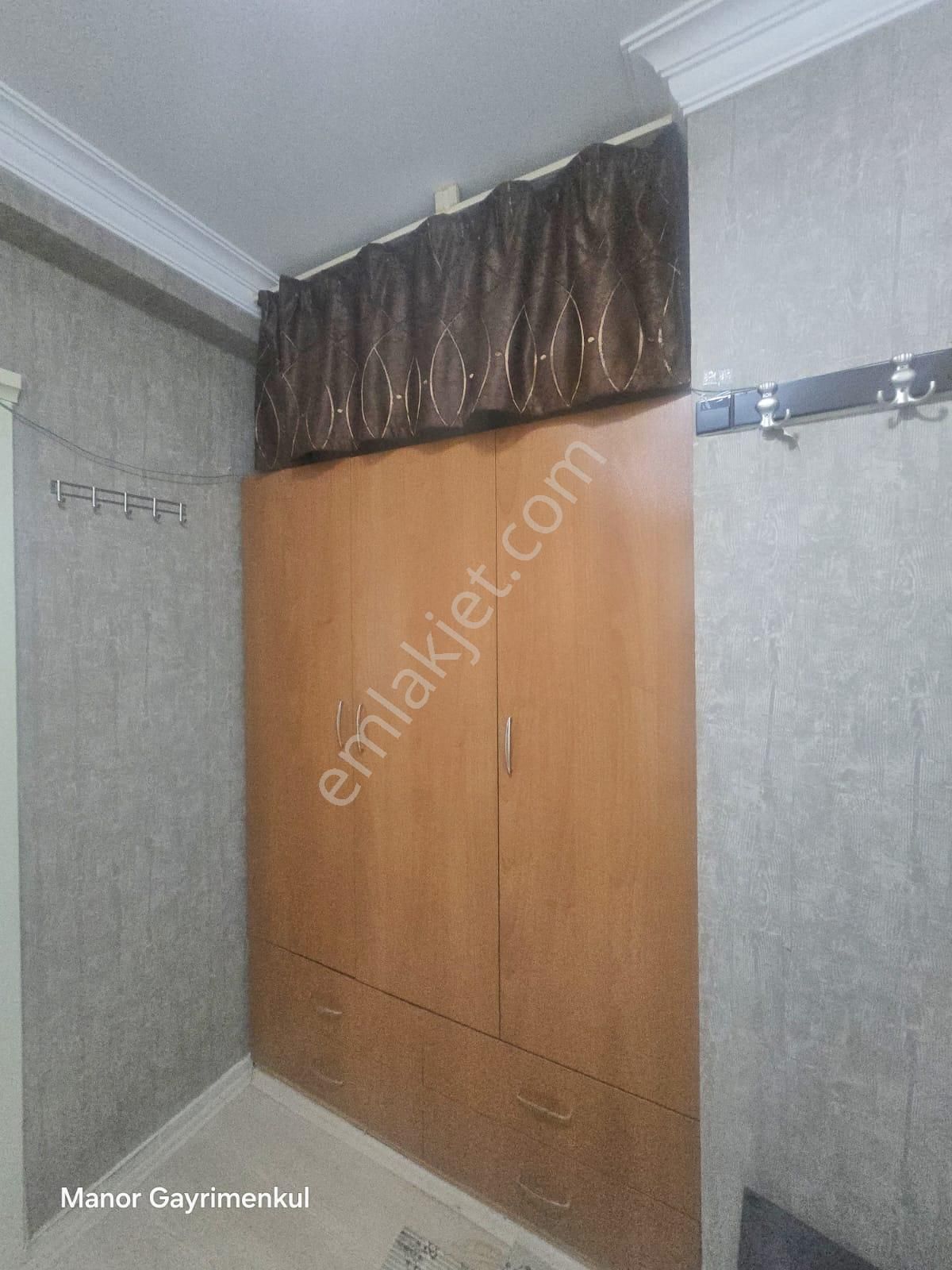 Kuşadası İkiçeşmelik Mah. 1+1 Geniş Bahçe Katı Daire - Görsel 7