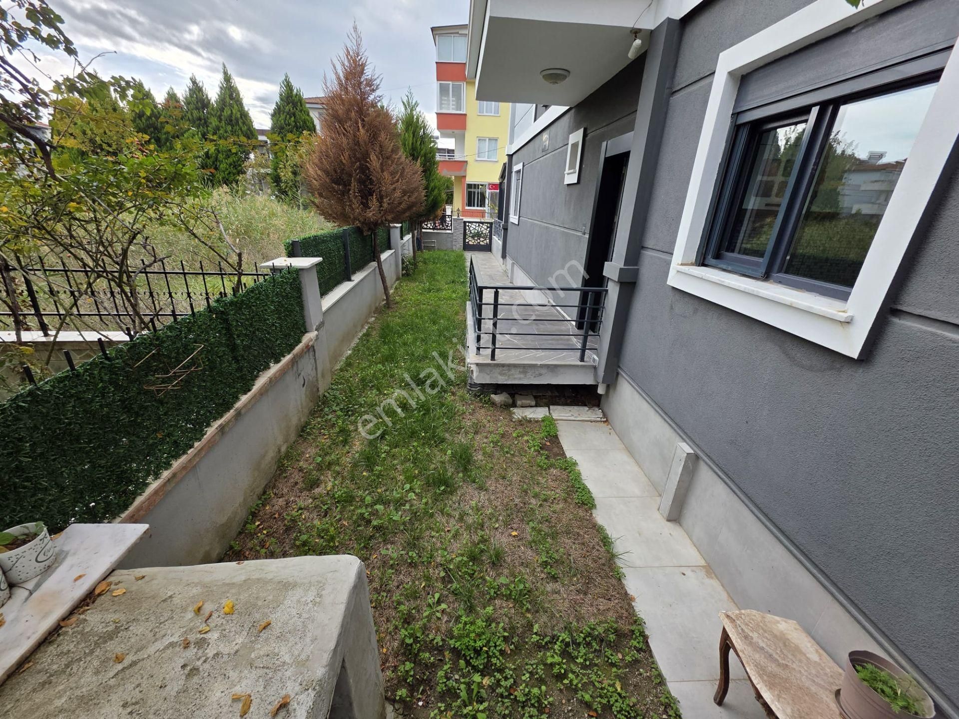 Irmaksudan Akçay Da 3 Katlı Bahçeli Verandalı 4+1 Bitişik Nizam Villa - Görsel 29